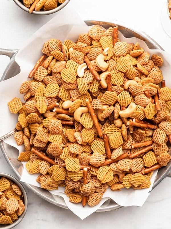 Vickeys würziger Partymix, eine Mischung aus knusprigen Snacks für gesellige Anlässe