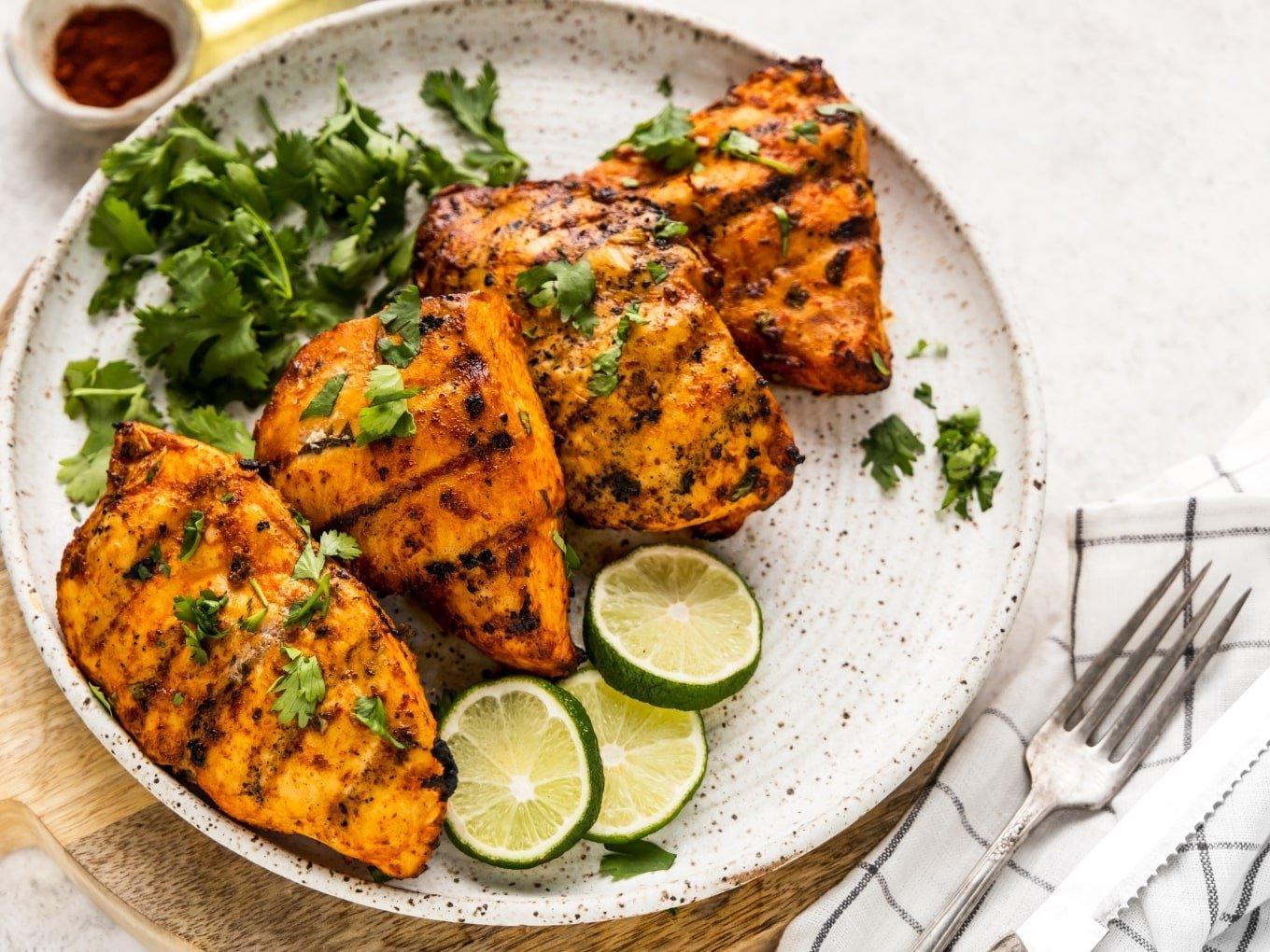 Chipotle-Limetten-Grillhähnchen mit würziger Marinade
