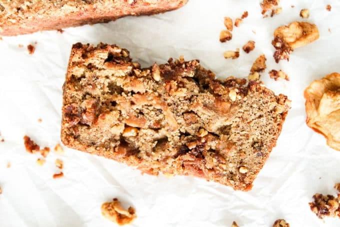 Glutenfreies Apfelbrot mit Walnussstreuseln 5 Getrocknete Apfelringe