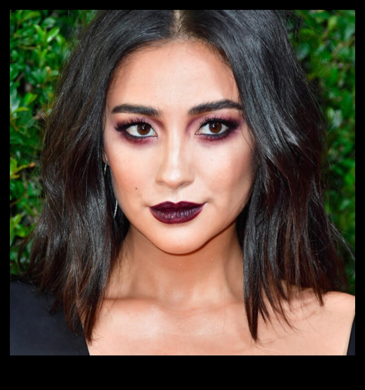 Glam Meets Grunge: răsuciri edgy pe stiluri clasice de machiaj pentru petreceri