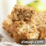 Εύκολες Μηλόμπάρες Βρώμης 6 Μια στοίβα από flapjacks μήλου.