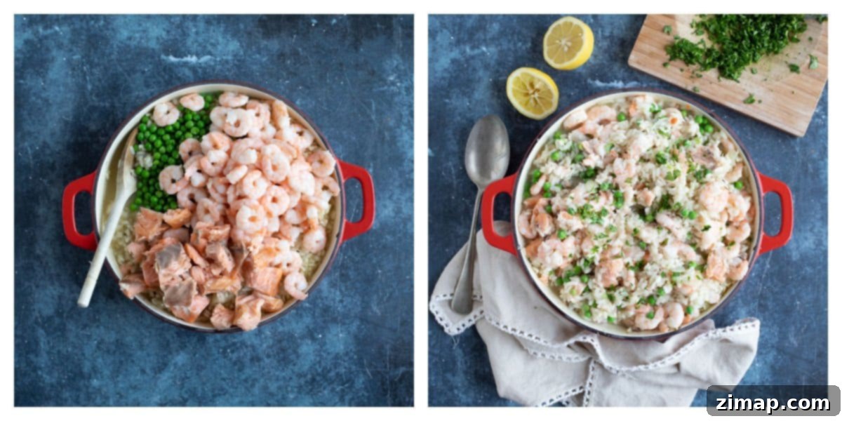Ριζότο με Καπνιστό Σολομό και Γαρίδες 6 Adding the prawns, peas and salmon to the risotto at the end of cooking.