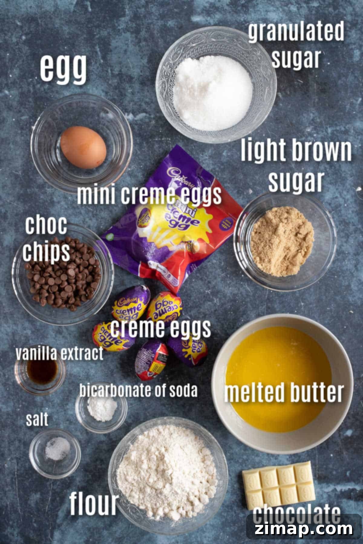 Εύκολα Μπλοντις με Αυγά Cadbury Κρέμας 3 Απαραίτητα υλικά για την παρασκευή blondies με αυγά Cadbury Creme.