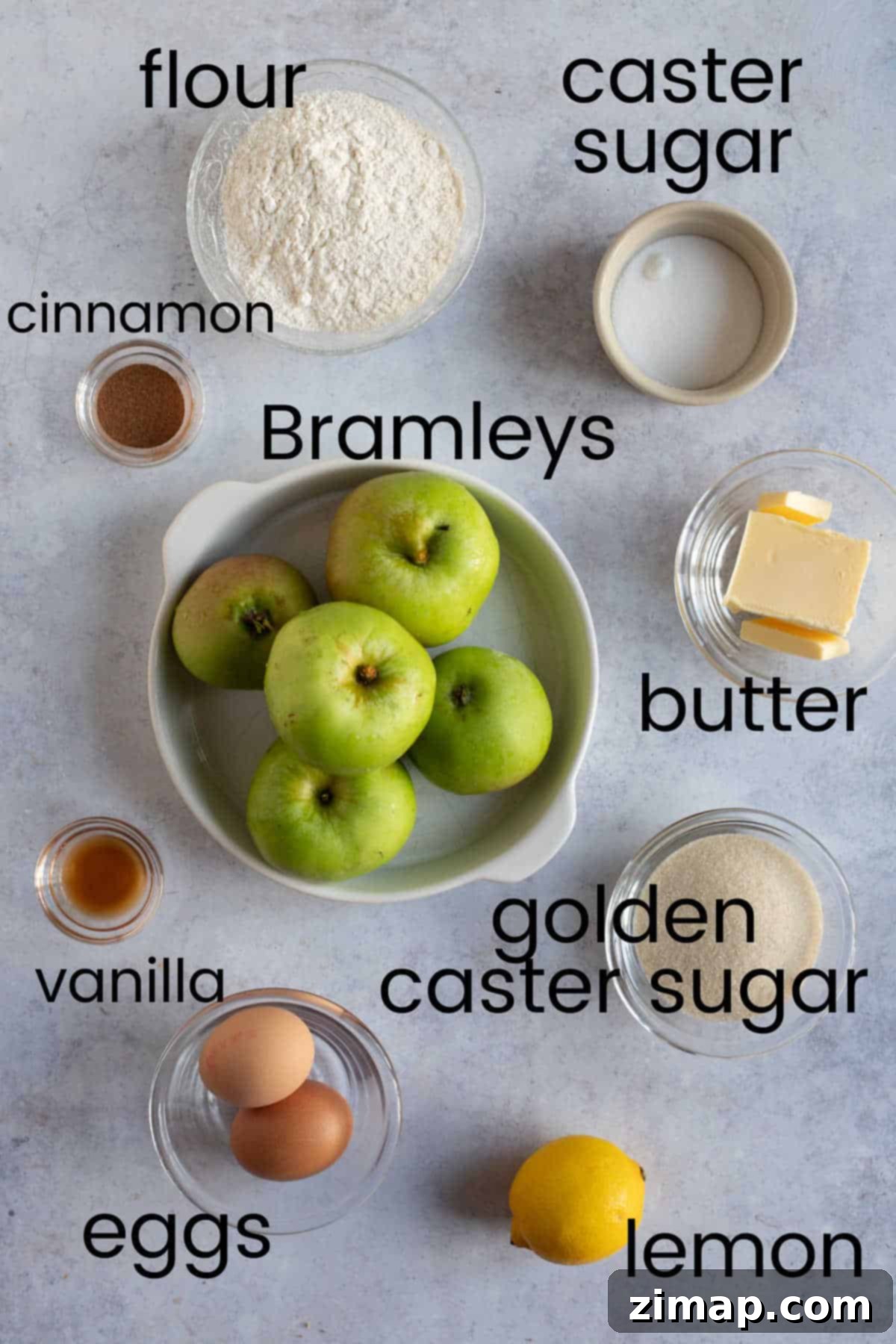 Εύκολη Πουτίγκα της Εύας 3 Συστατικά για Eve's pudding.