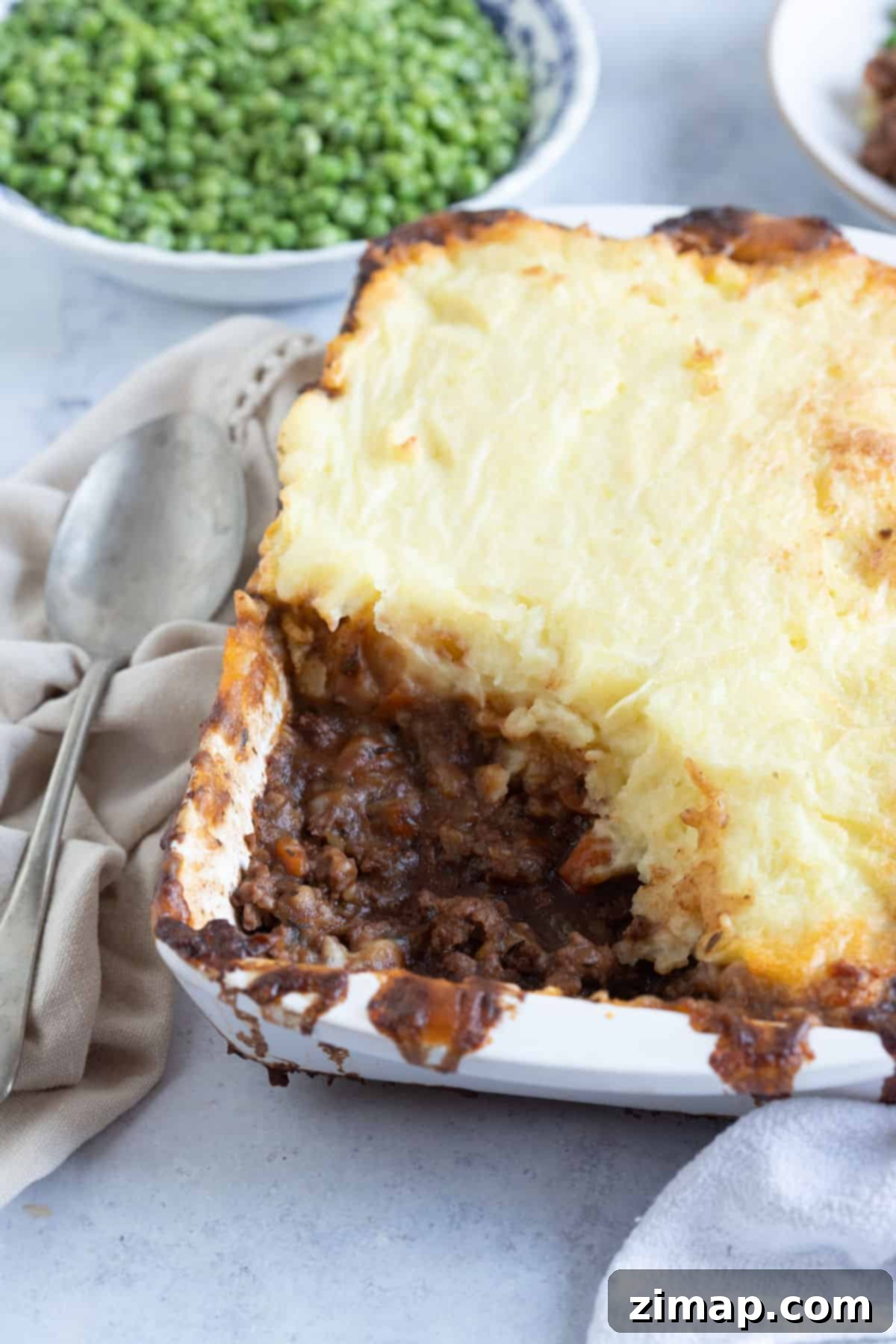 Πανεύκολο Κότατζ Πάι 6 Παραδοσιακό cottage pie σε πυρίμαχο σκεύος.