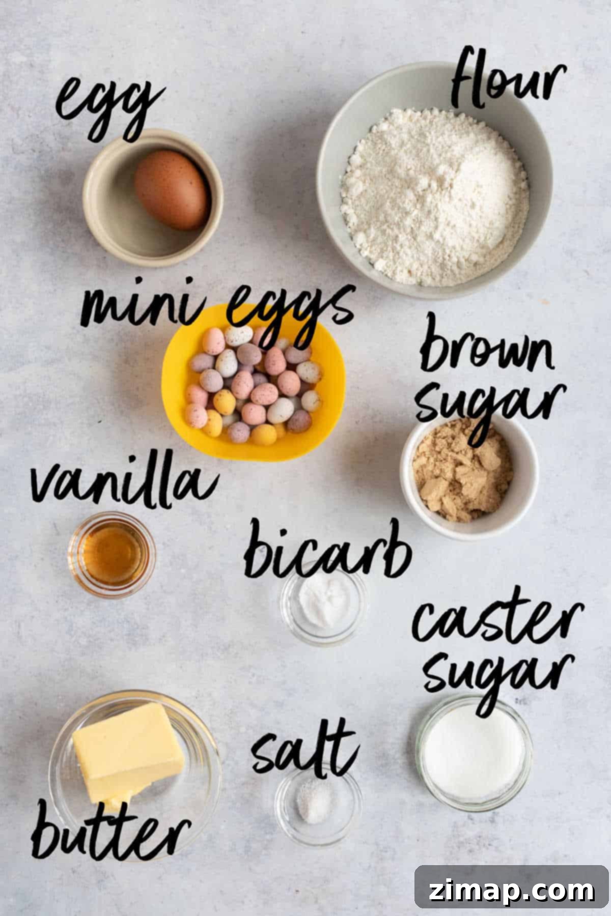 Αυγο-γλυκάκια Αέρος 4 Ingredients for air fryer mini egg dessert pots.