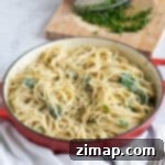 Κρεμώδη Ζυμαρικά με Σπανάκι και Ροκφόρ 11 Σάλτσα ζυμαρικών με σπανάκι και μπλε τυρί.