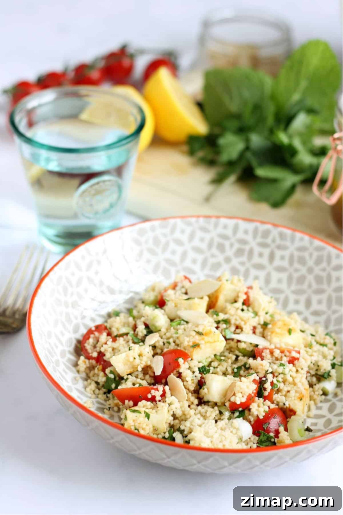 Αρωματική Σαλάτα Χαλούμι με Κους Κους 3 Close-up of halloumi couscous salad