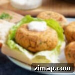 Πανεύκολα Μπιφτέκια Τόνου Κονσέρβας 7 Ένα μπέργκερ τόνου σε φρυγανισμένο ψωμάκι ciabatta με μαγιονέζα.