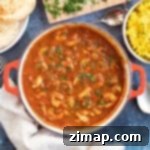 Εύκολο Μπούνα με Βασιλικές Γαρίδες 6 Prawn bhuna with rice and naan bread.