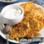 Εύκολες Καροτοτηγανίτες 6 Καροτοκεφτέδες με φέτα και ντιπ ξινής κρέμας.
